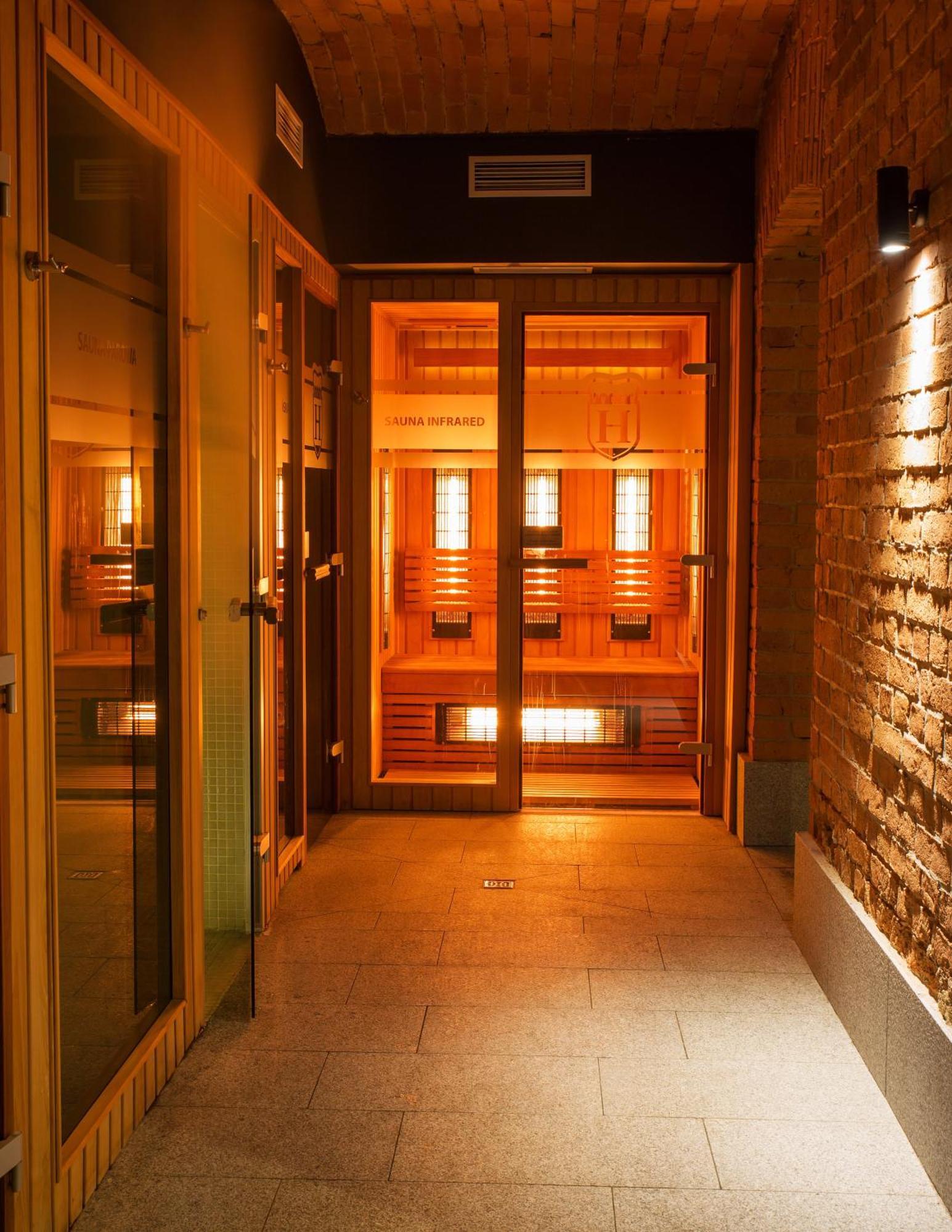 Hotel Hugo Business & Spa Kędzierzyn-Koźle Esterno foto