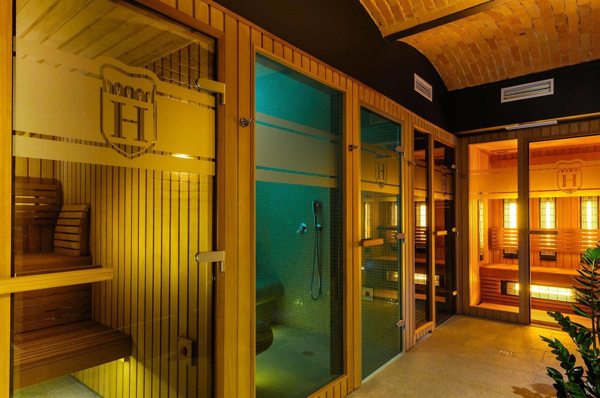 Hotel Hugo Business & Spa Kędzierzyn-Koźle Esterno foto